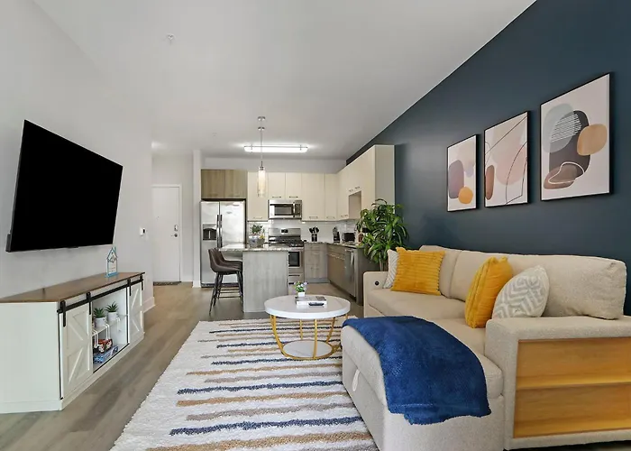 Style Near Downtown With Pool, Free Parking, Gym, Sauna & Appartement *