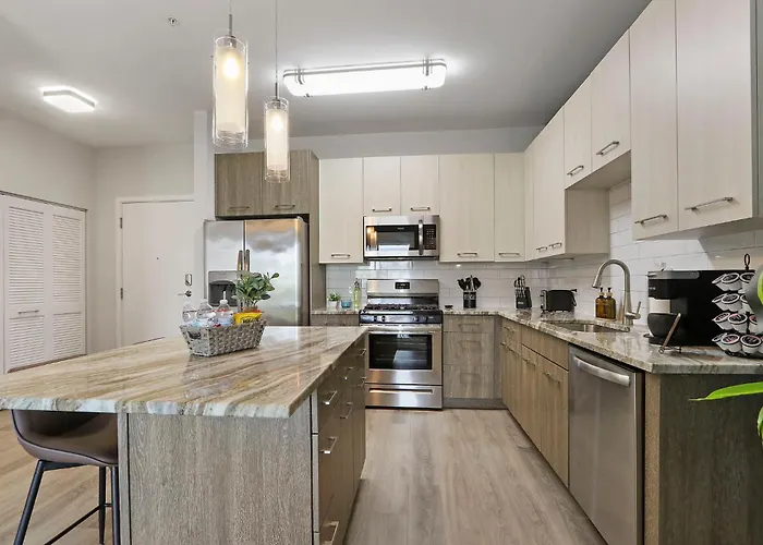 Style Near Downtown With Pool, Free Parking, Gym, Sauna & Appartement *