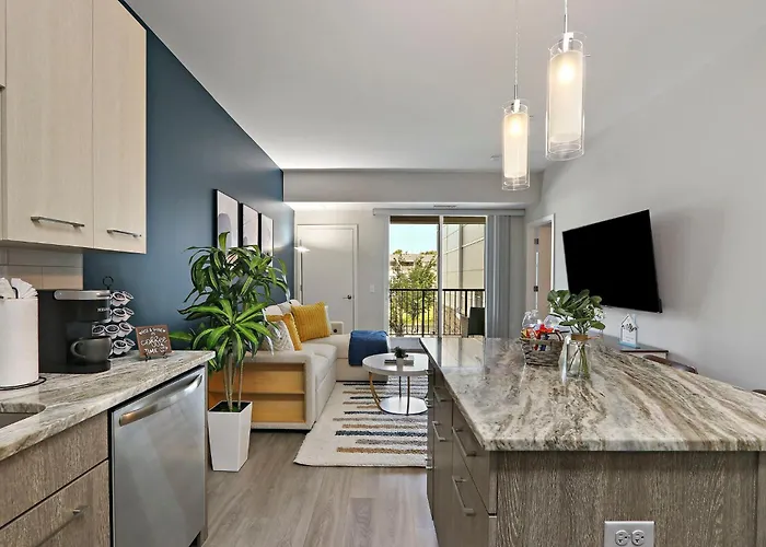 Style Near Downtown With Pool, Free Parking, Gym, Sauna & Appartement